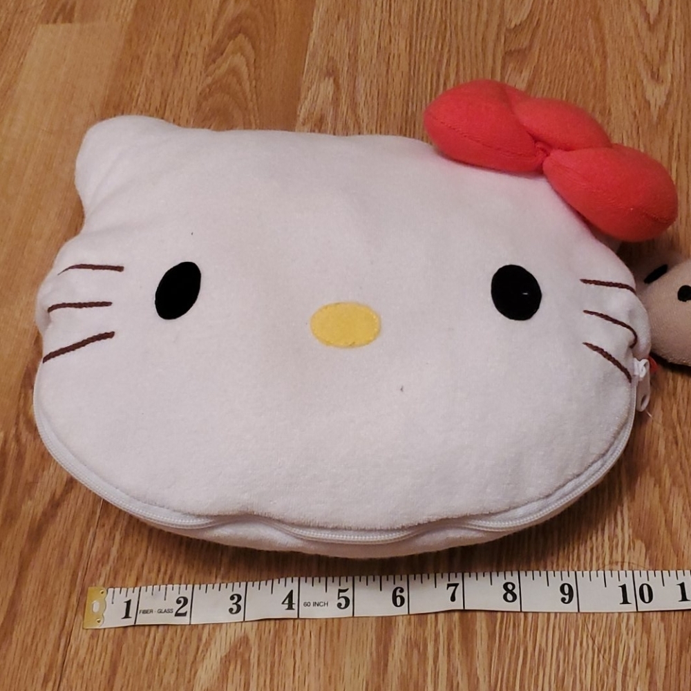 1976,2000 hello kitty small pillow